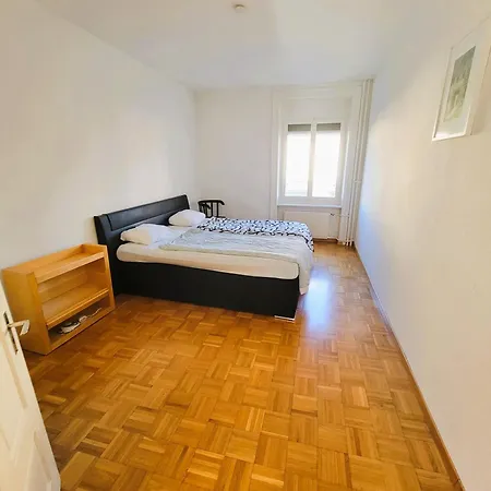 Huge 3 Center Next To Hb Apartment Zurich