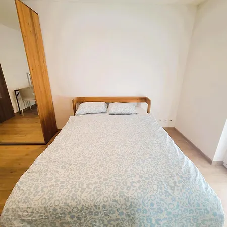 Huge 3 Center Next To Hb Apartment Zurich